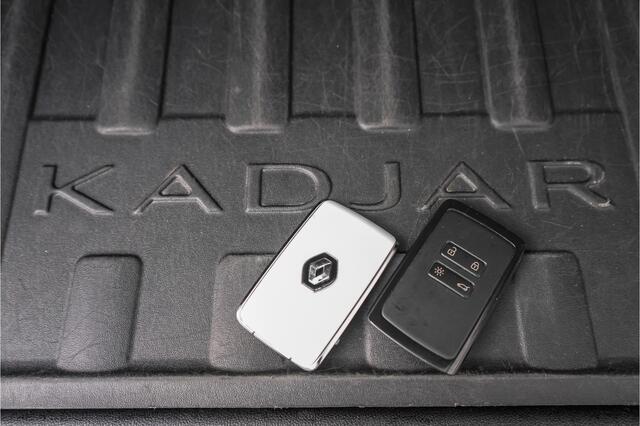 Renault KADJAR 1.3 TCe Black Edition Pano Stoelverw Bose Voorruit Verw 19"