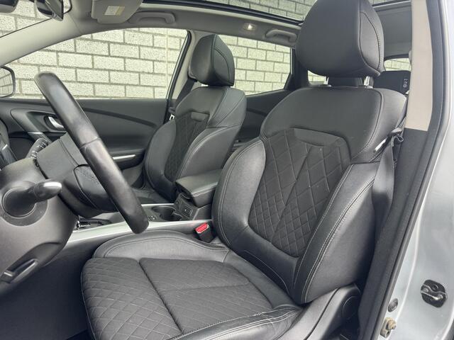 Renault KADJAR 1.3 TCe Intens | Trekhaak | Panoramadak | Stoelverwarming | Achteruitrijcamera | BOSE-Audiosysteem |