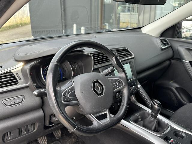 Renault KADJAR 1.2 TCe Intens 131PK | NL AUTO | Achteruitrijcamera | Trekhaak | Dodehoekdetectie | 2 Sleutels |
