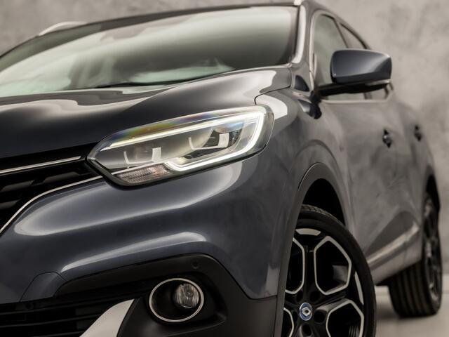 Renault KADJAR 1.2 TCe Bose Automaat (APPLE CARPLAY, NAVIGATIE, CLIMATE, KEYLESS, SPORTSTOELEN, GETINT GLAS, TREKHAAK, CRUISE, NIEUWSTAAT)