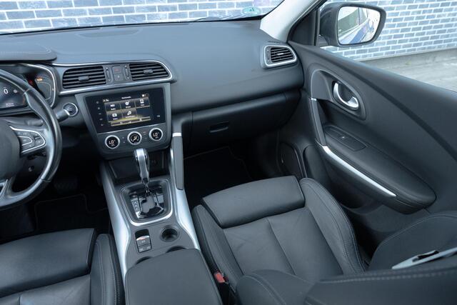 Renault KADJAR 1.3 TCe 140 EDC Bose | Achteruitrijcamera | Dodehoekdetectie | Lederen Bekleding | Stoelverwarming | Bose Audio | Parkeersensoren | Navigatie | Apple Carplay | Android Auto | LED Koplampen | Lichtmetalen Velgen