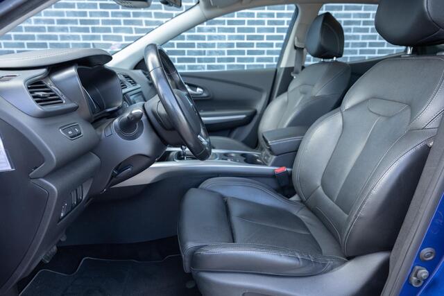 Renault KADJAR 1.3 TCe 140 EDC Bose | Achteruitrijcamera | Dodehoekdetectie | Lederen Bekleding | Stoelverwarming | Bose Audio | Parkeersensoren | Navigatie | Apple Carplay | Android Auto | LED Koplampen | Lichtmetalen Velgen