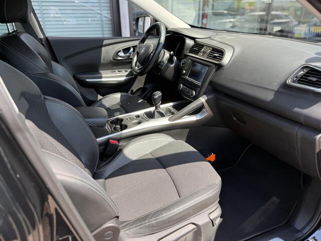 Renault KADJAR 1.6 TCe 165 Bose | trekhaak | Easy Park Assist | 1.800 kg trekgewicht! | tijdelijk gratis Top Afleverpakket twv Eur 695