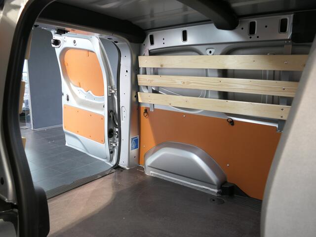 Renault KANGOO 1.5 Blue dCi 95 advance L1 *AUTOMAAT + TREKHAAK* - Dode hoek, houten vloer + lat/lat betimming, all seasons