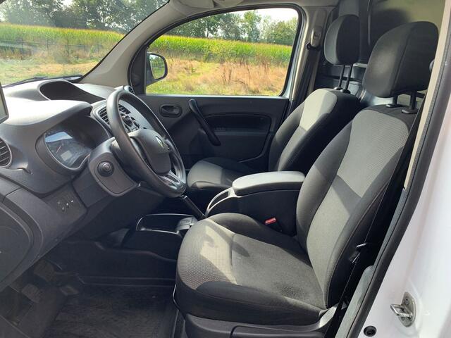 Renault KANGOO 1.5dCi 90PK Maxi L2H1 Airco Navi Cruise Control Imperiaal Trekhaak Pdc Bluetooth Schuifdeur Betonplex Vloer Wandbetimmering Energy Comfort Euro 6