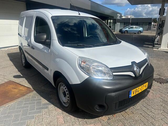 Renault KANGOO 1.5 dCi 75 Energy Comfort AIRCO I TREKHAAK I PDC I NAVI GROOT SCHERM I MULTIMEDIA I 1e EIGENAAR I COMPLEYTE ONDERHOUDSHISTORIE