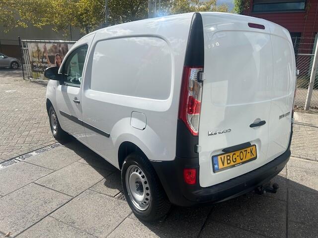Renault KANGOO 1.5 dCi 75 Energy Comfort AIRCO I TREKHAAK I PDC I NAVI GROOT SCHERM I MULTIMEDIA I 1e EIGENAAR I COMPLEYTE ONDERHOUDSHISTORIE