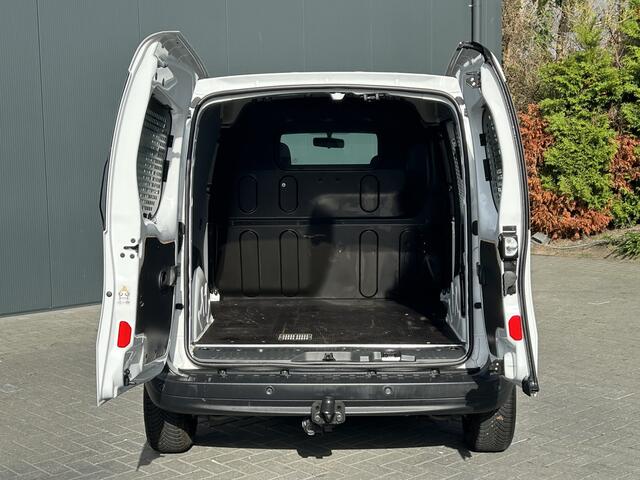 Renault KANGOO 1.5 dCi 80 E6 / L1H1 / 1e EIG / 21.900 KM !! / TREKHAAK / 6-BAK / AIRCO / CRUISE / NAVI / BLUETOOTH / PDC