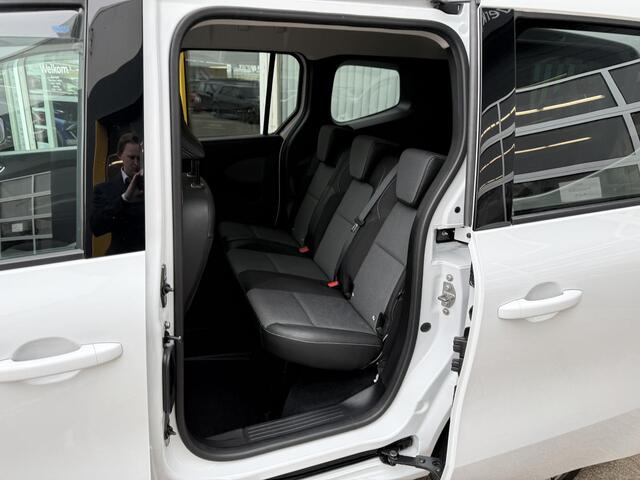 Renault KANGOO 1.3 TCe Techno | Trekhaak | Navigatie | Stoelverwarming | Achteruitrijcamera | Cruise adaptief | LED | DAB | Parkeersensoren | Lichtmetaal |