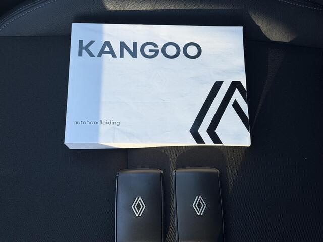Renault KANGOO 1.5 Blue dCi 115 extra L1 / Automaat / Anniversary / Trekhaak / Adaptieve Cruise / Camera / Navigatie / Parkeersensoren / camerabeeld in binnenspiegel / Stoelverwarming / Dodehoek Detectie /