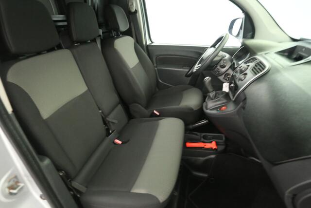 Renault KANGOO 1.5 dCi | Airco | Cruise | 3 Zits | Trekhaak | Parkeersens. | Kameleonfolie