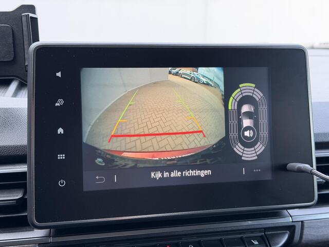Renault KANGOO 1.3 TCe Techno automaat / Dealer Onderhouden / 1.500 kg trekgewicht / Adaptieve CC / Navigatie / Camera / Apple Carplay Android / Stoelverwarming / 17" LM wielen / DAB / All Season Banden /