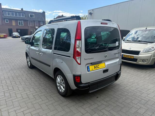 Renault KANGOO 1.2 TCe Rolstoelauto 3+1 Automaat - Bodemverlaging - Navigatie/R-link - 1e Eigenaar - Rolstoelvervoer