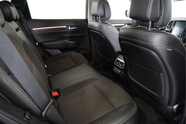 Renault KOLEOS 2.0 dCi Initiale Paris | Cruise adaptief | Dodehoek | Stl. verw. | Navigatie | Parkeerass. |