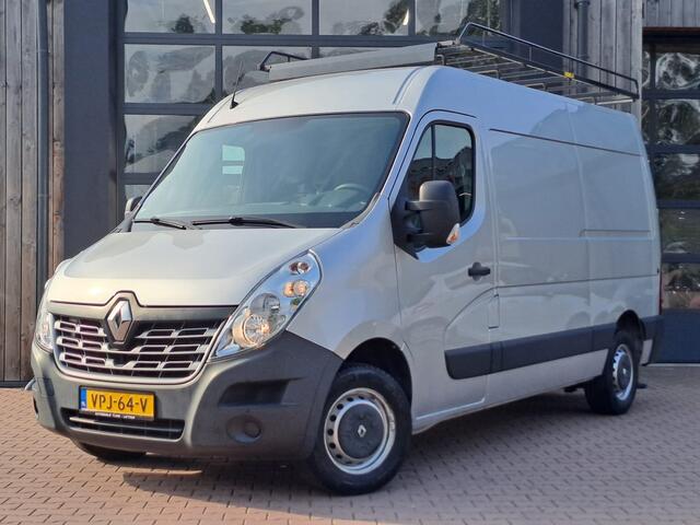 Renault MASTER T35 2.3 dCi L2H2 | Airco | Navi | Imperiaal | Betimmering | Trekhaak - opstap |