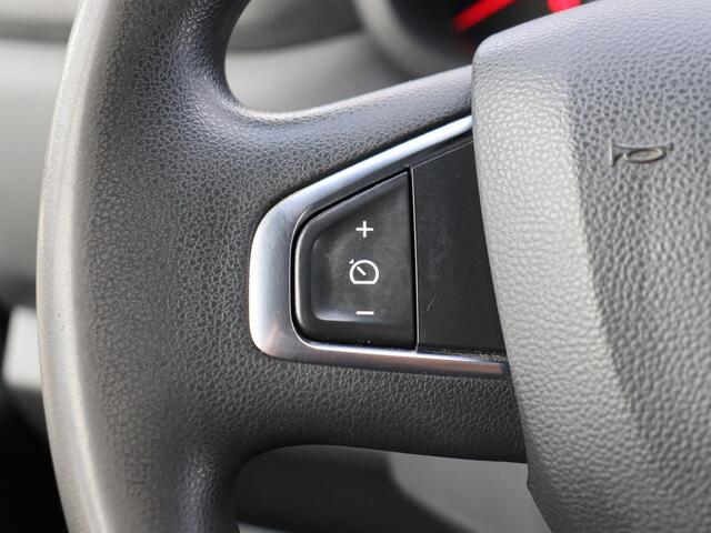 Renault MASTER T33 2.3 dCi 135 L2H2 | Navigatie | Trekhaak | Camera
