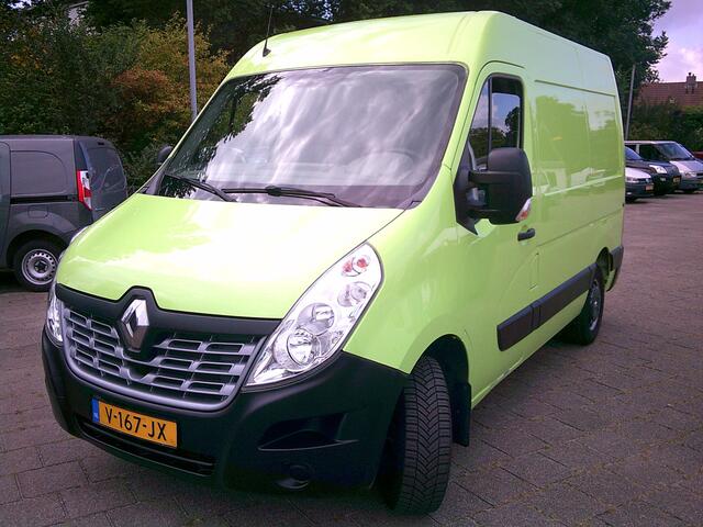 Renault MASTER T35 2.3 dCi L1H2 VOORZIEN VAN AIRCO+CRUISE+NAV.+TREKHAAK