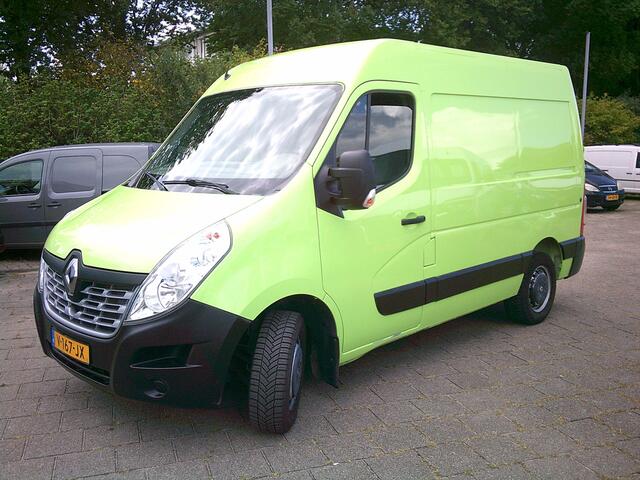 Renault MASTER T35 2.3 dCi L1H2 VOORZIEN VAN AIRCO+CRUISE+NAV.+TREKHAAK