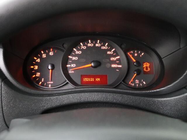 Renault MASTER 2.3DCi 130PK L2H2 | Navigatie | Camera | Airco | Cruise | Trekhaak | 3-Persoons