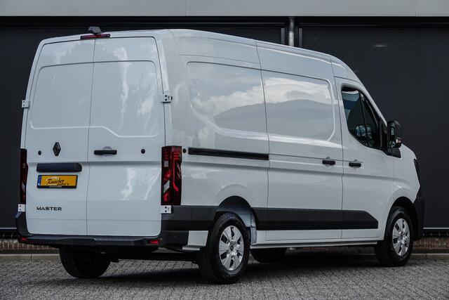 Renault MASTER T35 | L2H2 | 2.0Dci 150Pk | Stoel-Bank | 3.500Kg Trekgewicht | Achteruitrijcamera | Opstaptrede | LED