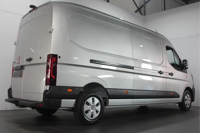 Renault MASTER T35 2.0 dCi 150 L3H2 Red Van - BPM vrij! - Camera / Sensoren / Carplay