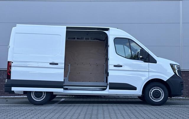 Renault MASTER T35 2.0 dCi 130 L2H2 Advance Camera / Carplay / laadruimte pakket
