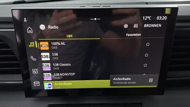 Renault MASTER T35 2.0 dCi 170 L2H2 Extra Laadruimte betimmering / 2 keer schuifdeur / Trekhaak