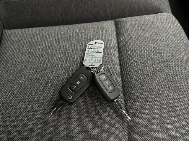 Renault MASTER 2.0DCi 170PK L2H2 Extra Bomvol Opties ! | Fabrieksprijs ¤ 43.955,-- NU ¤ 33.800,--