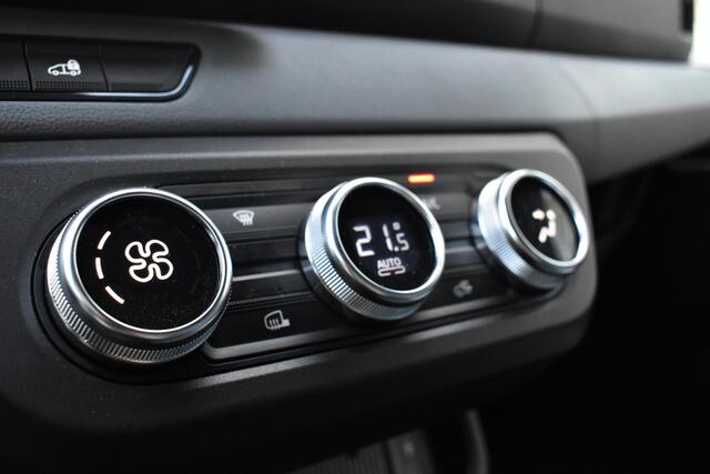 Renault MASTER T35 2.0 dCi 130 L2H2 Advance | BPM VRIJ | TREKHAAK | CLIMATE CONTROL | DRAADLOZE TELEFOONLADER | PDC | SNEL RIJDEN