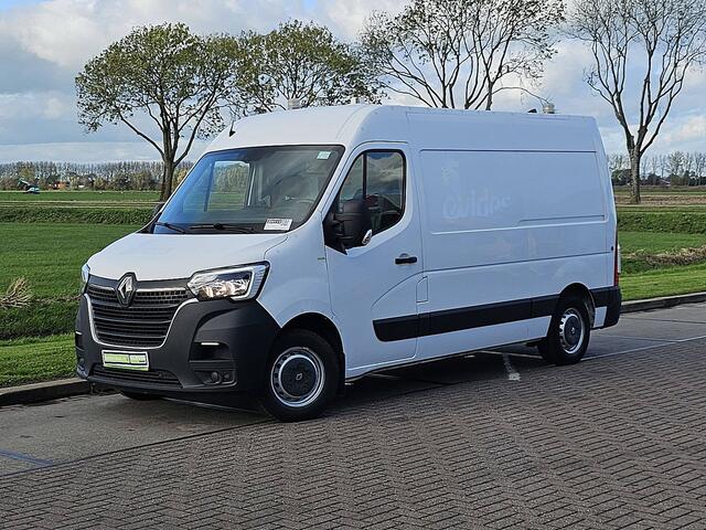Renault MASTER T35 2.3 dCi 135 L2H2 airco, camera, trekhaak, opstap, 96 dkm.