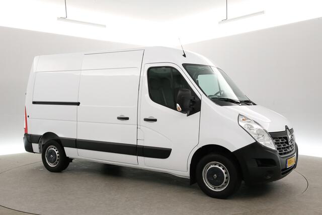 Renault MASTER T33 2.3 dCi 146PK L2H2 | Airco | Camera | Cruise | 3-Zits | Trekh. | Navi | Stoelverw.