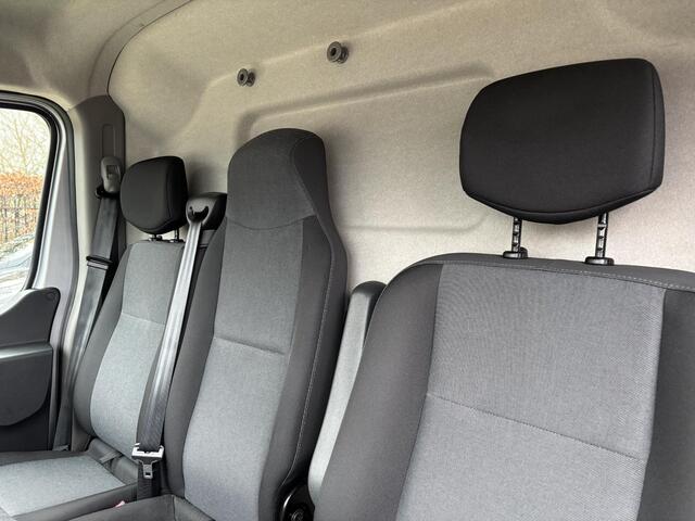 Renault MASTER T35 2.3 dCi 150 L3H2 Energy Work Edition | Houtenvloer | Lat om Lat | Trekhaak | Sidebars |