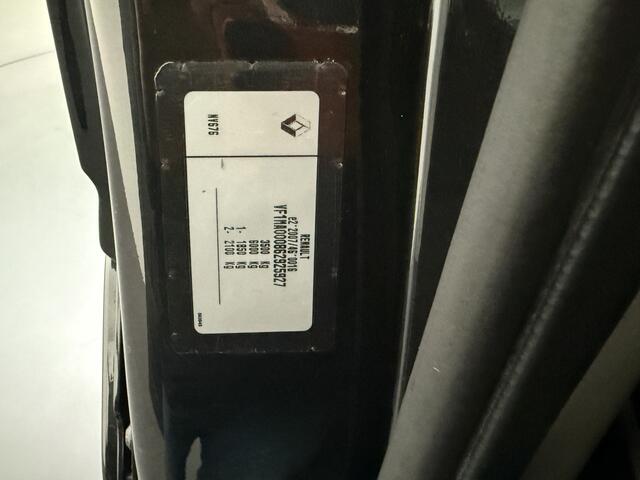 Renault MASTER 2.3DCi 180PK L2H2 Black Edition | Navigatie | Camera | Airco | Cruise | Betimmering | 3-Persoons