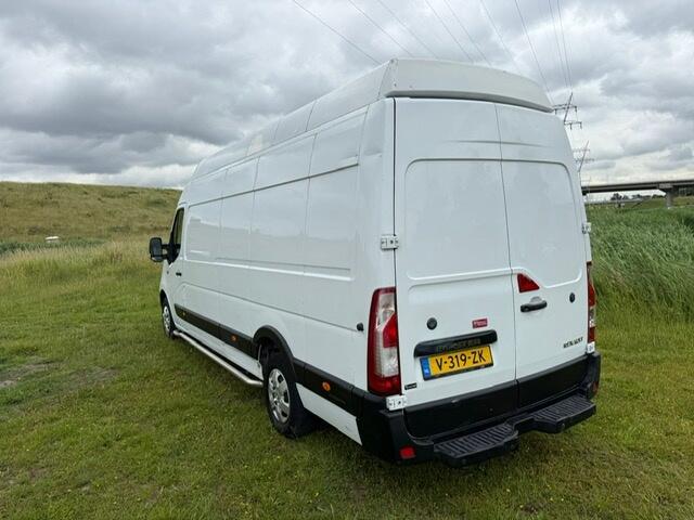 Renault MASTER T35 2.3 dCi L4H3 EL