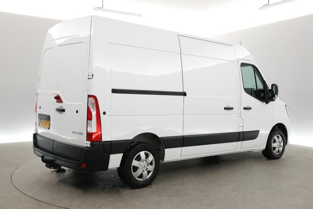 Renault MASTER T35 2.3 dCi L2H2 | MARGE | Airco | Cruise | 3-Zits | Camera | Trekh.