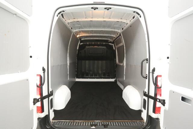 Renault MASTER T35 2.3 dCi L2H2 | MARGE | Airco | Cruise | 3-Zits | Camera | Trekh.