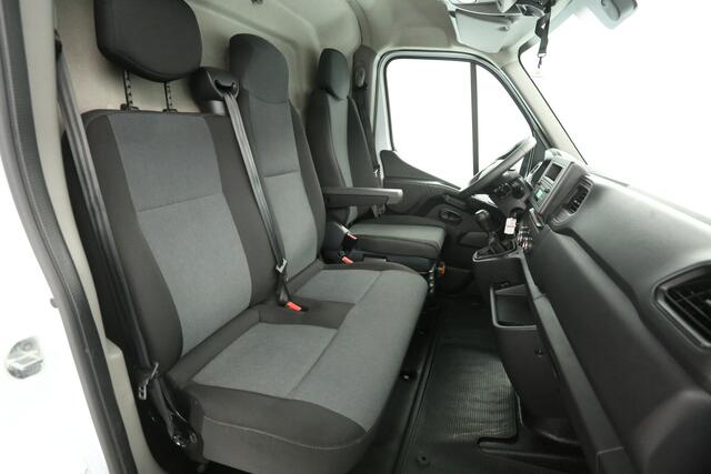 Renault MASTER T35 2.3 dCi L2H2 | MARGE | Airco | Cruise | 3-Zits | Camera | Trekh.