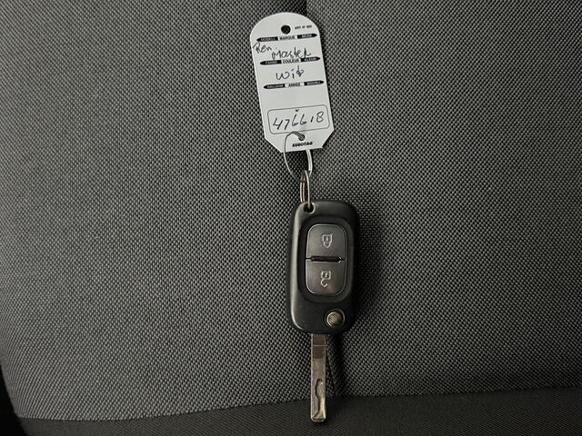 Renault MASTER 135PK L3H2 | Euro 6 | Airco | Cruise | 3-Persoons | Betimmering