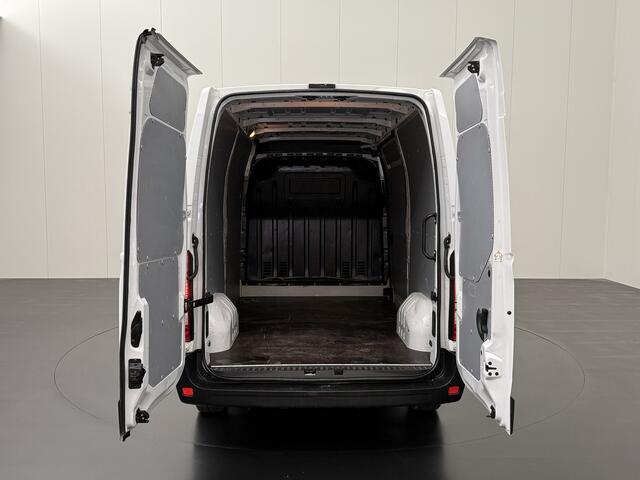 Renault MASTER 2.3DCI 135PK | Airco | Cruise | 3-Persoons | Betimmering