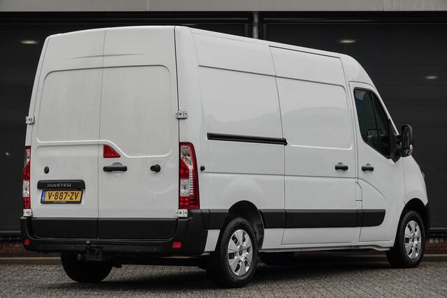 Renault MASTER T35 | L2H2 | 2.3dCi 130Pk | Stoel-Bank | Achteruitrijcamera | 3.500Kg trekgewicht | Trekhaak