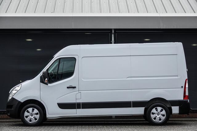 Renault MASTER T35 | L2H2 | 2.3dCi 130Pk | Stoel-Bank | Achteruitrijcamera | 3.500Kg trekgewicht | Trekhaak