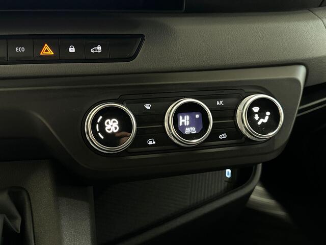 Renault MASTER T35 2.0 dCi 130pk L2H2 Advance | Nieuw | BPM-vrij | Rijklaarprijs | Dubbele schuifdeur | navigatie | vierseizoenbanden met spatschermen | trekhaak |,houtenvloer en kunststof wandbekleding | achteruitrijcamera | rear step | geintegreerde opstap in de achte