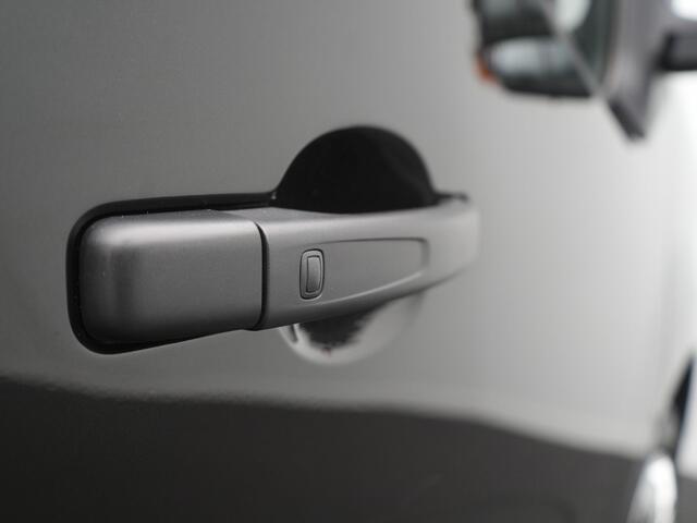 Renault MASTER T35 2.3 dCi 150 L3H2 Energy Work Edition - Automaat - Achteruitrijcamera - All Seasonbanden - Cruise Control - DAB - Sidebars - Trekhaak - Dealeronderhouden