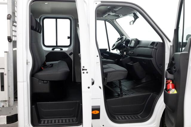 Renault MASTER T35 2.3 dCi 135pk L2 D.C. Open Laadbak Airco/Navi 05-2020