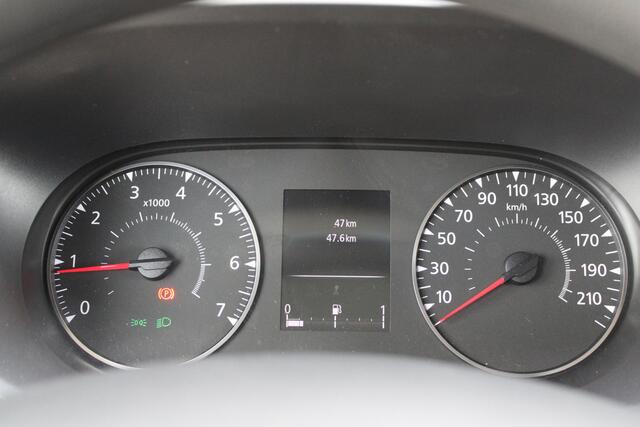 Renault MASTER T35 2.3 dCi 180pk L3H2 - Airco - Navigatie - Camera - Cruise - Parkeersensoren - 105l tank - Rijklaar