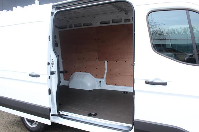 Renault MASTER E-Tech T35 L2H2 Advance long range 87 kWh 140Pk | Apple & Android Carplay | Parkeersensoren Voor & Achter | Achteruitrijcamera | Betimmering | Cruise Control & Snelheidsbegrenzer | All Season Banden |