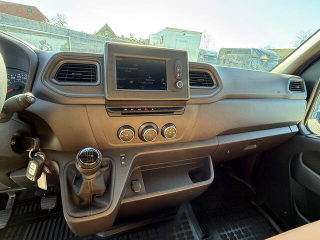 Renault MASTER PAARDENWAGEN | HORSETRUCK | ATM | STALLION 3XL | 2024 | HENGST | 59.500KM | 165PK | 3-SEAT | MANUEEL | BLUE | NL KENTEKEN