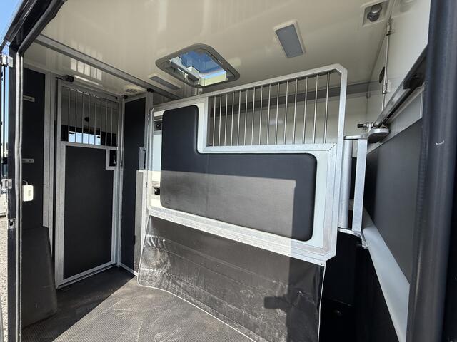 Renault MASTER PAARDENWAGEN | HORSETRUCK | STX | STALLION 3XL | 2017 | AUTOMAAT | 84.403KM | 3-SEAT | 170PK | MARGE | BELGISCH KENTEKEN