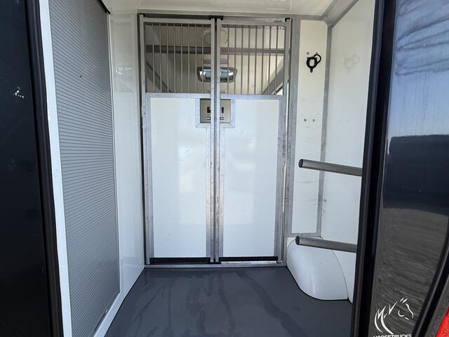 Renault MASTER PAARDENWAGEN | HORSETRUCK | STX | STALLION 3XL | 2017 | AUTOMAAT | 84.403KM | 3-SEAT | 170PK | MARGE | BELGISCH KENTEKEN