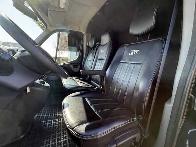 Renault MASTER PAARDENWAGEN | HORSETRUCK | STX | STALLION 3XL | 2017 | AUTOMAAT | 84.403KM | 3-SEAT | 170PK | MARGE | BELGISCH KENTEKEN
